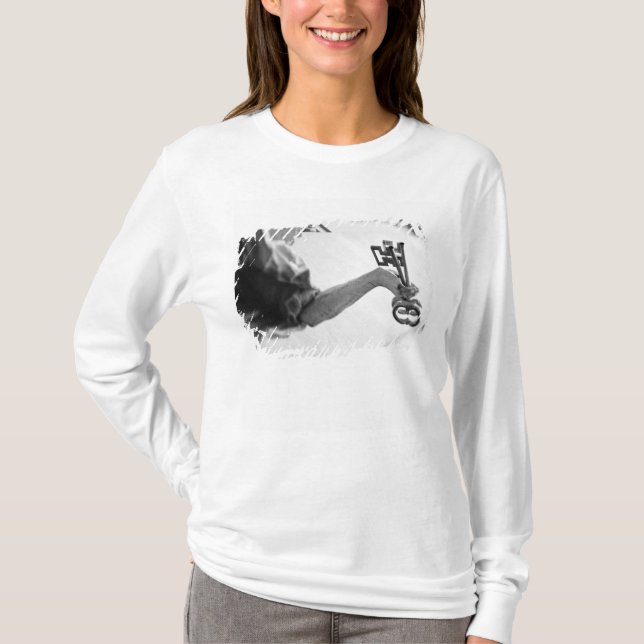 T-shirt Europe, Autriche, Salzbourg. Statue avec clés (Devant)