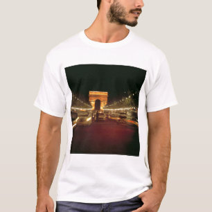 T-shirt Europe, France, Paris. La circulation du soir se p