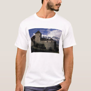 T-shirt Europe, Liechtenstein, Vaduz. Château de Vaduz, 2