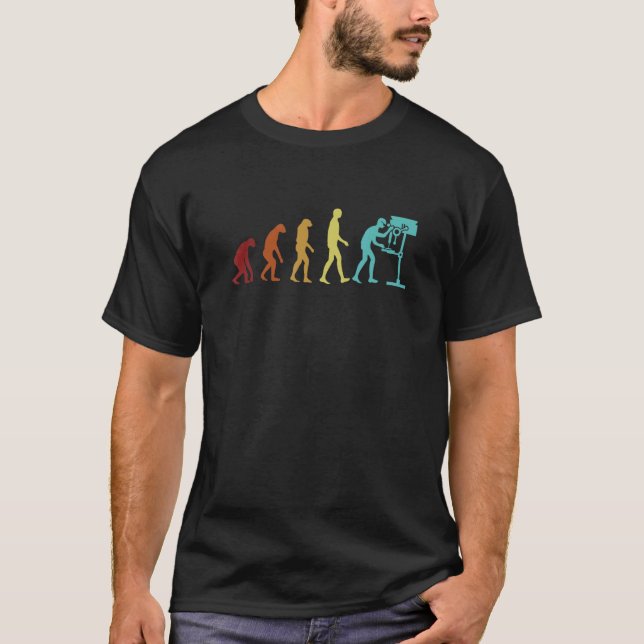 T-shirt Évolution de menuisier de garage Charpentiers Bois (Devant)