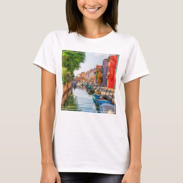 T-shirt Explore the Vibrant Charm of Burano (Devant)