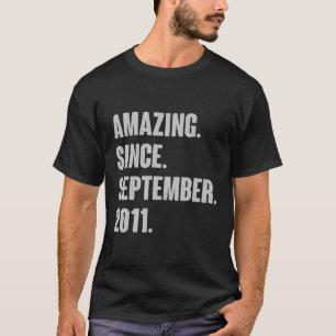 T-shirt Extraordinaire Depuis Septembre 2011 Cadeau Annive