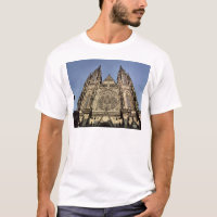 Façade de la cathédrale de St Vitus