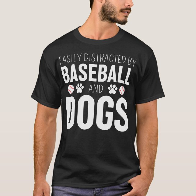 T-shirt Facilement Distrait Par Le Baseball Et Les Chiens  (Devant)