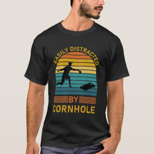 T-shirt Facilement Distrait Par Le Cornhole