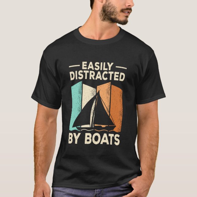 T-shirt Facilement distrait par les bateaux Croisière capi (Devant)