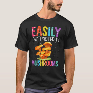 T-shirt Facilement Distrait Par Les Champignons