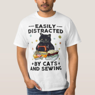 T-shirt Facilement Distrait Par Les Chats Et La Couture, C