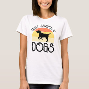 T-shirt Facilement Distrait Par Les Chiens