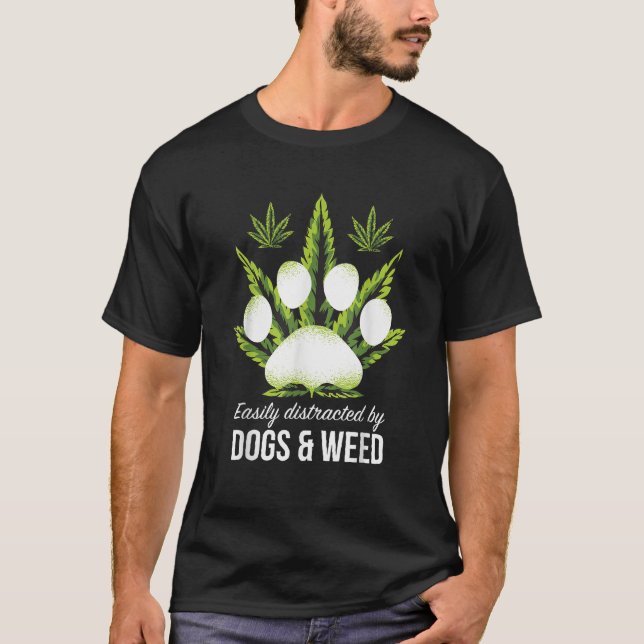 T-shirt Facilement Distrait Par Les Chiens Herbe Drôle Ama (Devant)