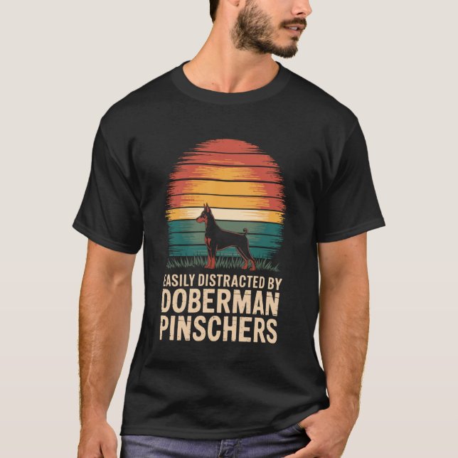 T-shirt Facilement Distrait Par Les Doberman Pinschers (Devant)