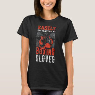 T-shirt Facilement Distrait Par Les Gants De Boxer Entraîn