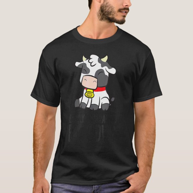 T-shirt Facilement Distrait Par Les Vaches Élevage De Bovi (Devant)