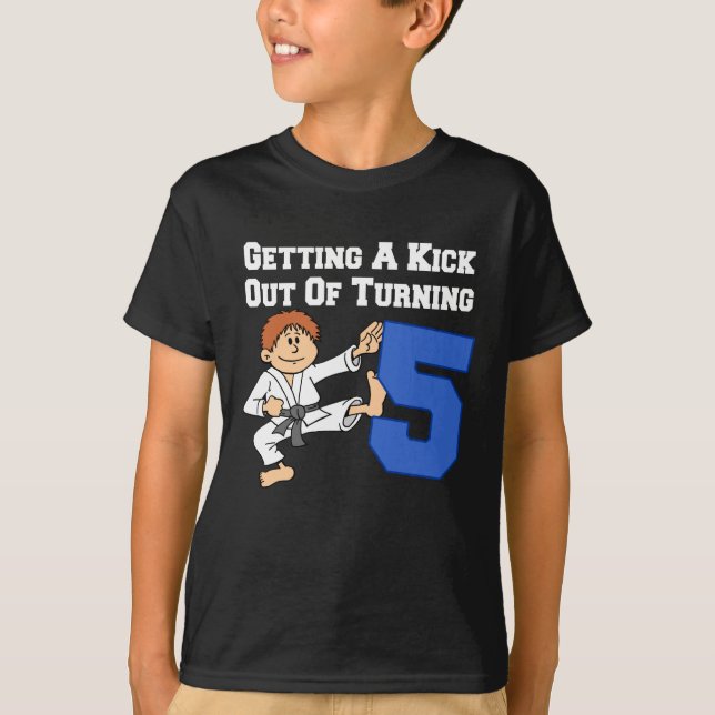 T-shirt Faire Un Kick Sur 5 Thème Karate (Devant)