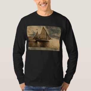 T-shirt Faisant de la navigation de plaisance sur le lac