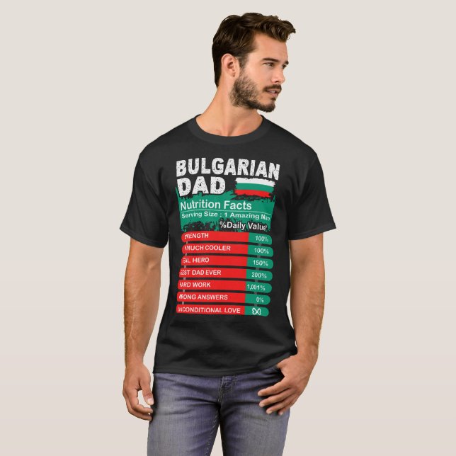 T-shirt Faits bulgares de nutrition de papa servant le (Devant entier)