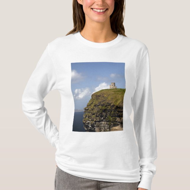T-shirt Falaises Pittoresques de Moher et tour d'O'Brien. (Devant)