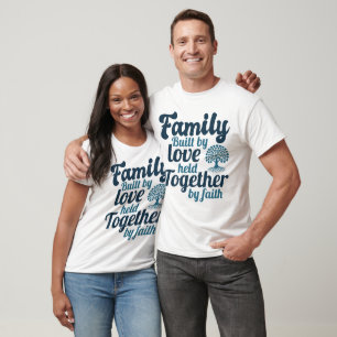 T-shirt Famille construite par l'amour tenue ensemble par