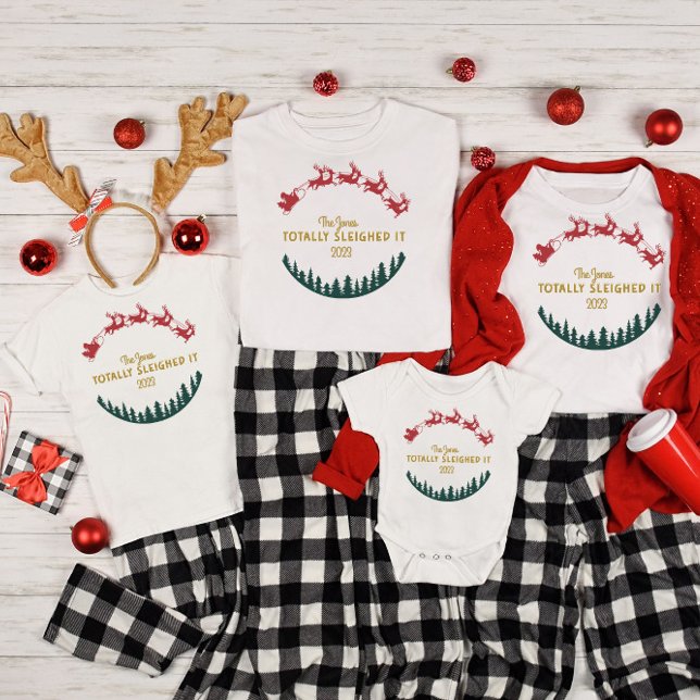 T-shirt Famille Correspondant Nom Personnalisé / Année Écl (Créateur téléchargé)