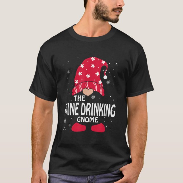 T-shirt Famille de gnomes buvant du vin Py (Devant)