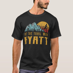 T-shirt Famille HYATT en cours d'exécution - Touchez le se