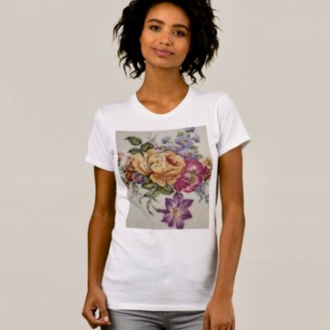 T-shirt Fantaisie Florale  (Comfy tri-blend women’s tee feminine fit, scoop neck, short sleeves, relaxed fit.  )