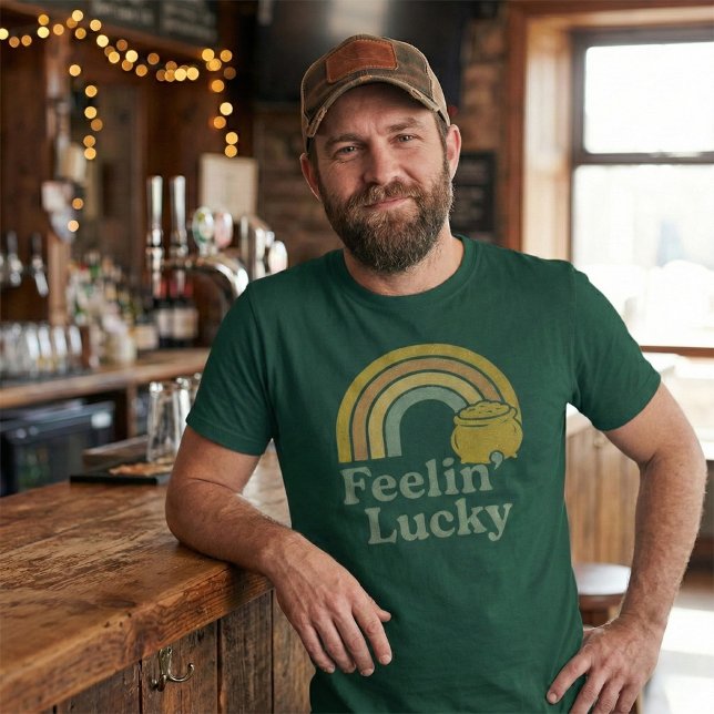 T-shirt Feelin' Lucky Retro Rainbow Pot of Gold (Créateur téléchargé)