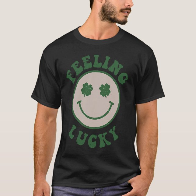 T-shirt Feeling Lucky Smile Face St Patrick Day (Devant)