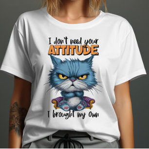 T-shirt Feline Bleue Défiant Avec Des Mots Rebellieux