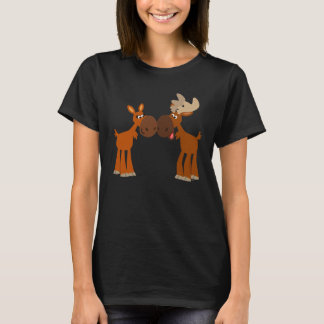 T-shirt Femme amoureuse avec un couple d'orignal e