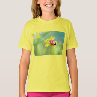 T-shirt femme au sommet