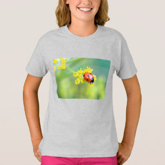 T-shirt femme au sommet