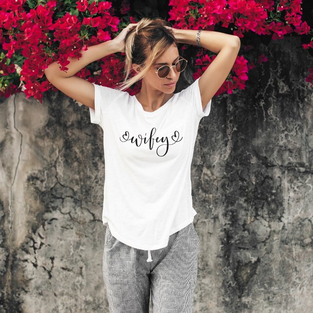 T-shirt Femme blanc Wifey moderne noir (Wifey White Modern White Script Black Womens T-Shirt)