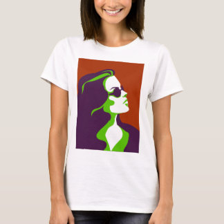 T-shirt Femme dans les lunettes de soleil