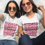 T-shirt Femme d'honneur Magenta Personnalisé Correspondanc<br><div class="desc">Vous cherchez un costume de fête de bachelorette parfait? Voulez-vous mélanger les choses un peu et avoir une fête à thème amusante? Ne cherchez pas plus loin que nos t-shirts de femme de chambre magenta rose ! Nos chemises sont faites pour correspondre parfaitement à la fête nuptiale, afin que tout...</div>