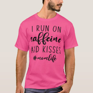 T-shirt Femme Maman Vie Je cours sur la caféine et les bai