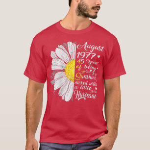 T-shirt Femmes Août Filles 1977 Cadeau Anniversaire 45 Ans