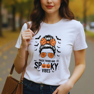 T-shirt Femmes Décolorées Chignon Cheveux Décoiffés Cuisse
