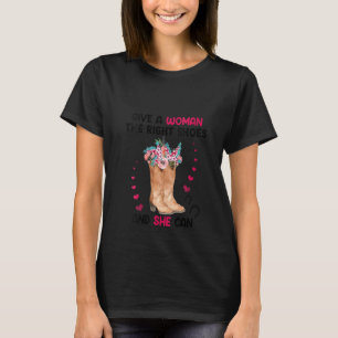 T-shirt Femmes Elle Peut Conquérir Le Monde Cheval