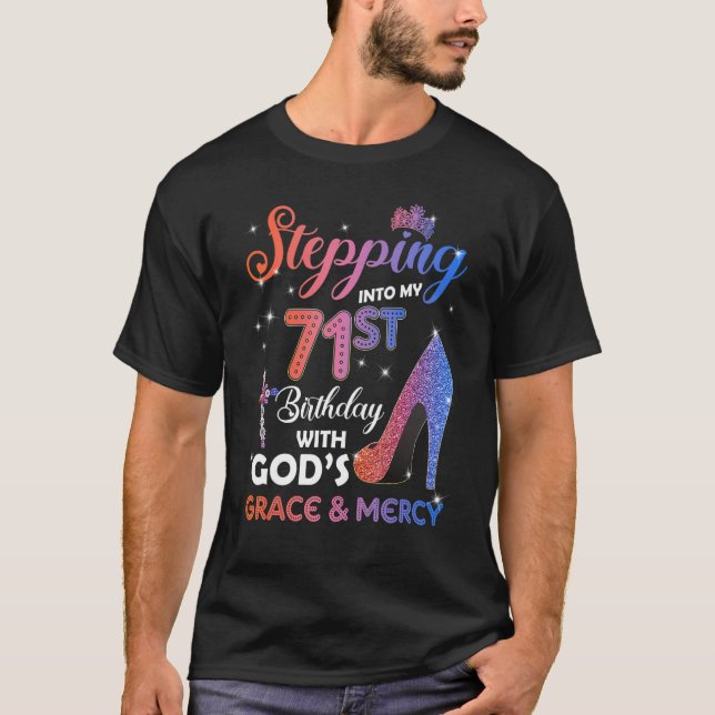 T-shirt Femmes entrant dans mes 71e pompes d'anniversaire  (Devant)
