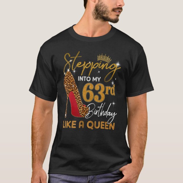 T-shirt Femmes entrant dans mon 63e anniversaire Fabulous  (Devant)