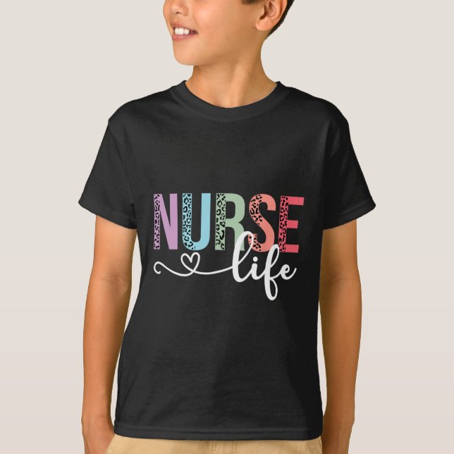 T-shirt Femmes Infirmière Durée De Vie Rn Lpn Cna Leopard  (Devant)