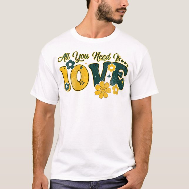 T-shirt Femmes Saint Valentin Tout ce dont vous avez besoi (Devant)
