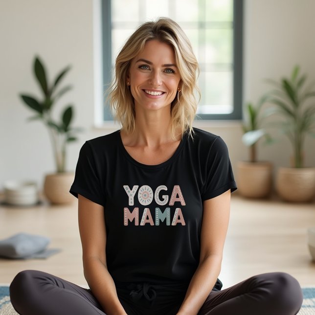 T-shirt Femmes Yoga Mama Retro Boho (Créateur téléchargé)