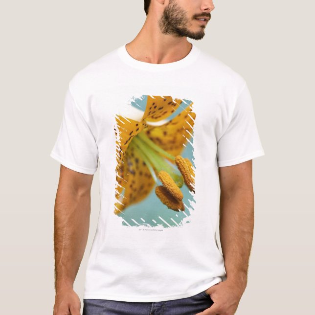 T-shirt Fermez-vous d'un lis jaune (Devant)