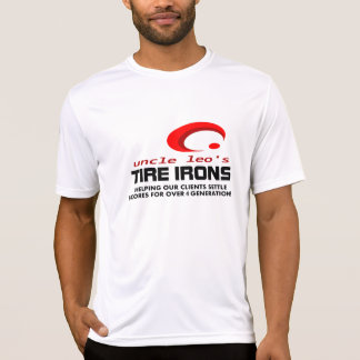 T-shirt Fers de pneu d'oncle Lion 4 générations sportives