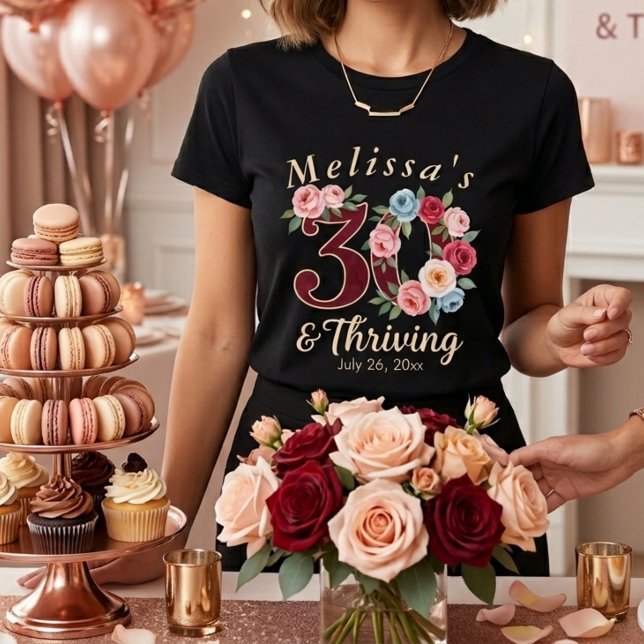 T-shirt fête d'anniversaire florale chic 30 ans (Créateur téléchargé)