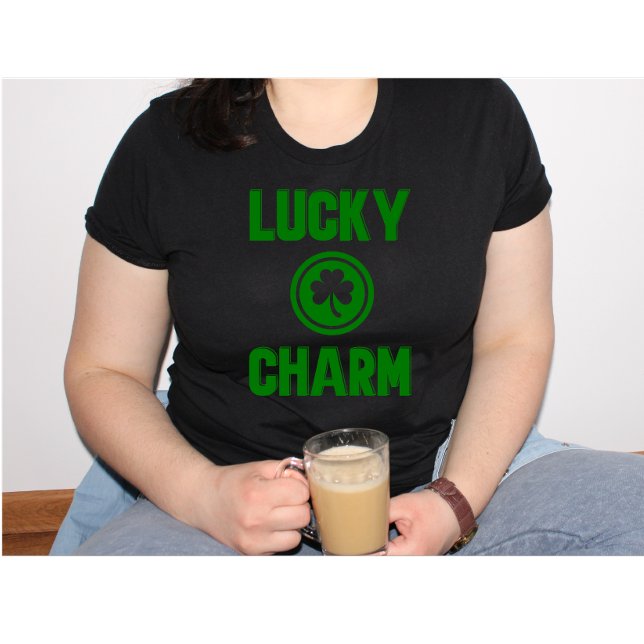 T-shirt fête de la shamrock irlandaise St. Patrick (Créateur téléchargé)