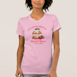 T-shirt Fête des mariées à gâteau de fraise à gâteau de co<br><div class="desc">Le design présente une illustration originale d'un dessert à gâteau court à la fraise classique. Gastronomie populaire aux États-Unis et au Royaume-Uni, ce plat est composé d'un biscuit à gâteau court sucré, garni de fraises juteuses et de crème fouettée, accompagné d'une fraise entière et de feuilles à la menthe fraîche....</div>