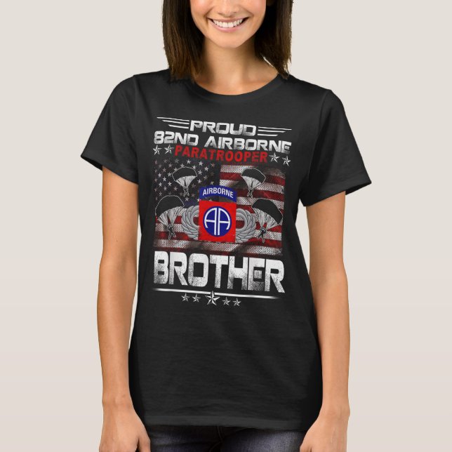 T-shirt Fier 82e Parachutiste aéroporté Drapeau américain  (Devant)